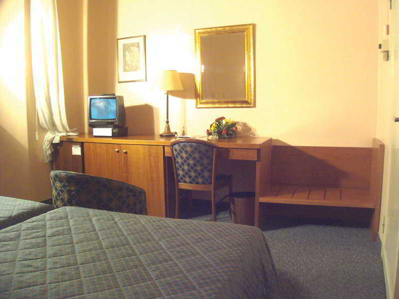 Hotel Flora Prato  Phòng bức ảnh